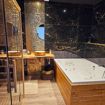 Loft & D'autan Prázdninový dům Villefranche-de-Lauragais