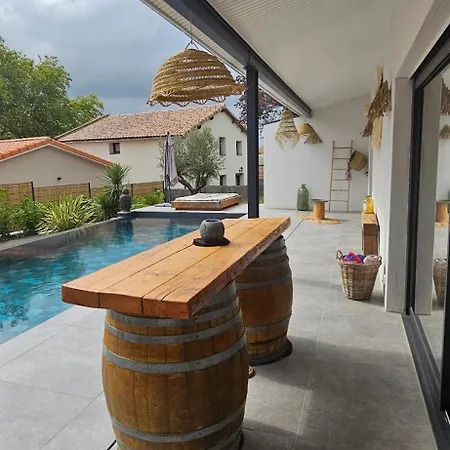 Loft & D'autan Holiday home